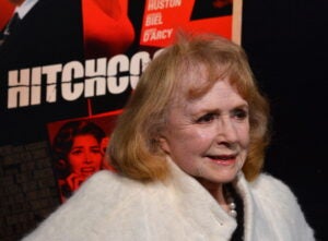 Piper Laurie arrives at the Premiere Of Fox Searchlight Pictures' "Hitchcock" at AMPAS Samuel Goldwyn Theater on November 20, 2012 in Beverly Hills, California.