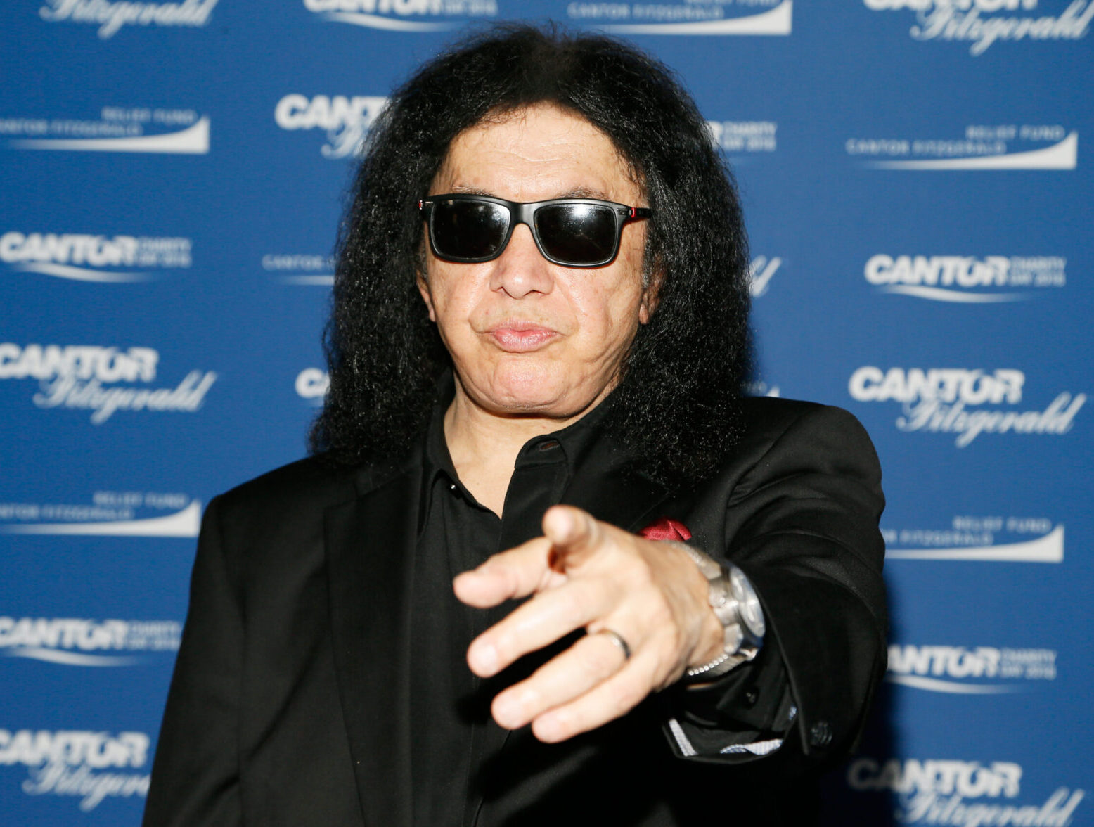 Gene Simmons Says He Doesnt Have Friends 