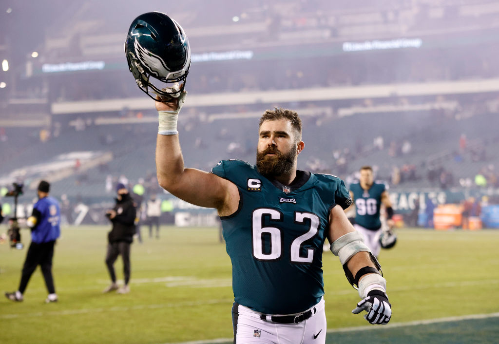 Jason Kelce 'cheap shot' leads to brawl between Eagles, Colts