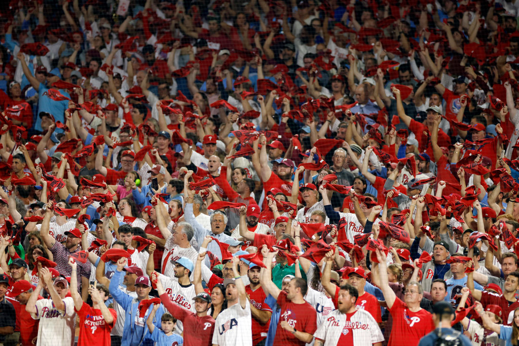 Rhys Hoskins 3 RUN HOMER + epic BAT SPIKE celebration